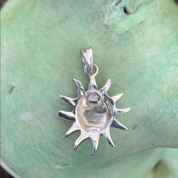 Sterling Silver Sun 🌞 Pendant - Picture 10 of 16